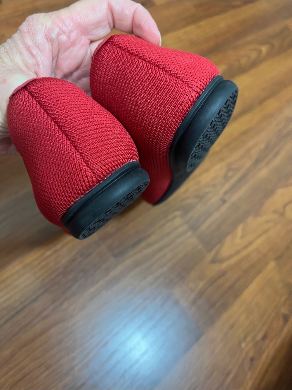 Vivaia Sz 38.5/US 7.5 Ballet Flats Knit Red Bow Accent EUC - Picture 10 of 10